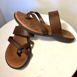 WOMENS BORN B.O.C. SANDALS SZ 7 M Color Brown